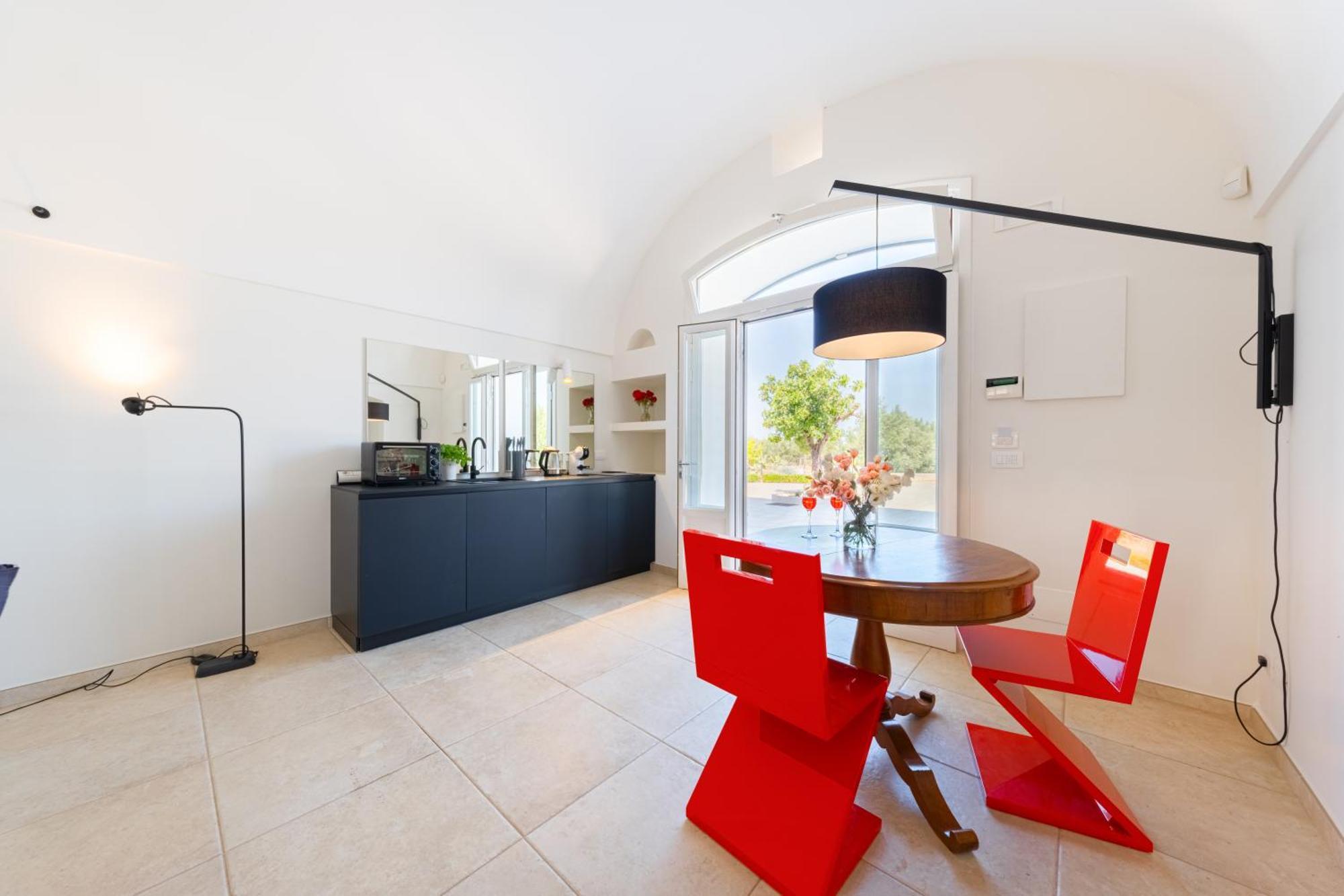 Pati Design Apartments - With Private Patio Or Terrace And Swimming Pool Монополі Екстер'єр фото