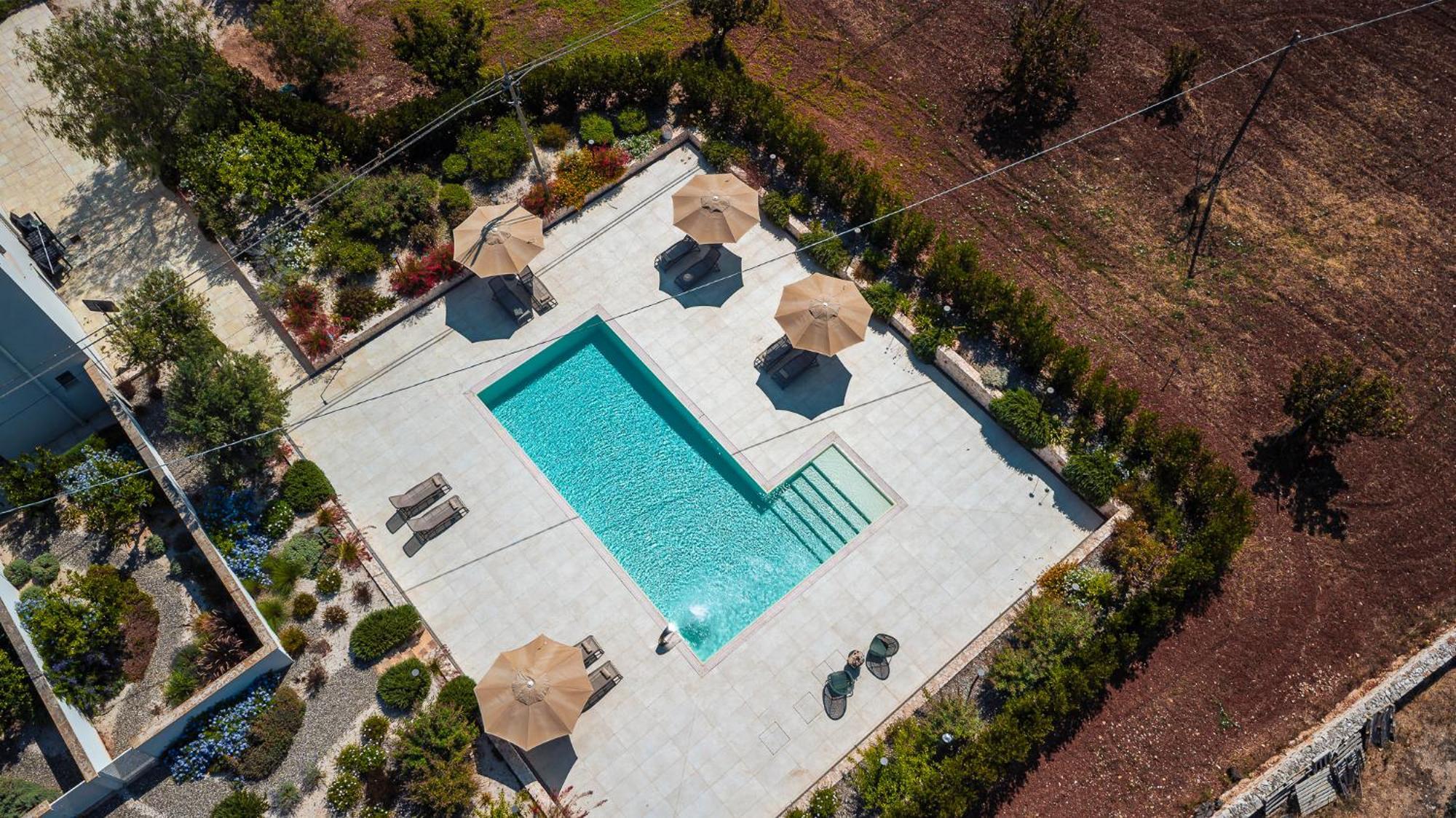 Pati Design Apartments - With Private Patio Or Terrace And Swimming Pool Монополі Екстер'єр фото